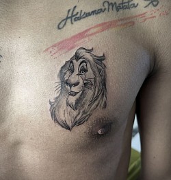 Smartattoo , tatuaggi , tatuaggio , tatuaggi bologna , tatuaggio bologna , fineline , handpoke , animal , leone , lion , carillon , nerd , cartoon , fumetti , scar , lion king